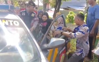 Polda Sulawesi Selatan Melalui Jajaran Polres Jeneponto Melakukan Aksi Penyelamatan Terhadap Ibu Hamil