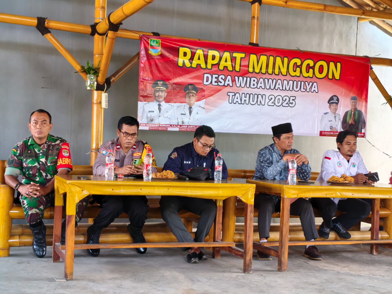 Rapat Minggon Desa Wibawamulya Bahas Keamanan Lingkungan dan Seputar Bansos