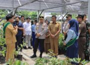 Kapolda Riau Resmikan Bank Pohon Polres Kampar, Ini Penting Untuk Anak Cucu Kita