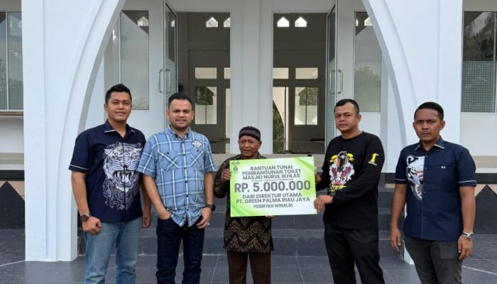 Bentuk Wujud Nyata Kehadiran Perusahaan di Tengah Masyarakat, PT Green Palma Riau Jaya Salurkan CSR Melalui Direktur Utamanya