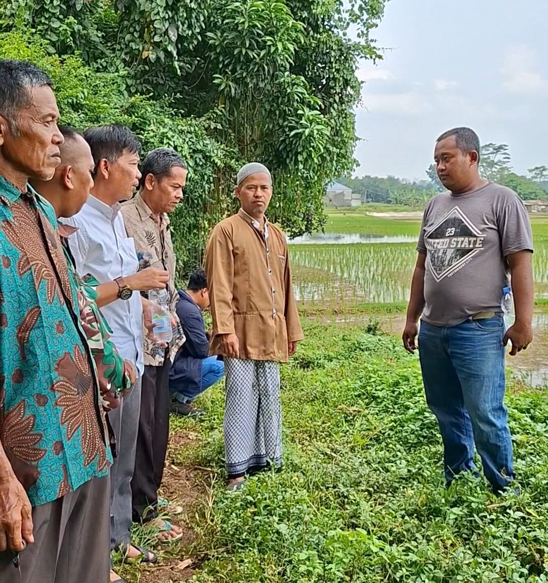 Video Viral Terkait TPU Tidak ada Akses Jalan, Kades Ciledug Sigap Menanggapinya.