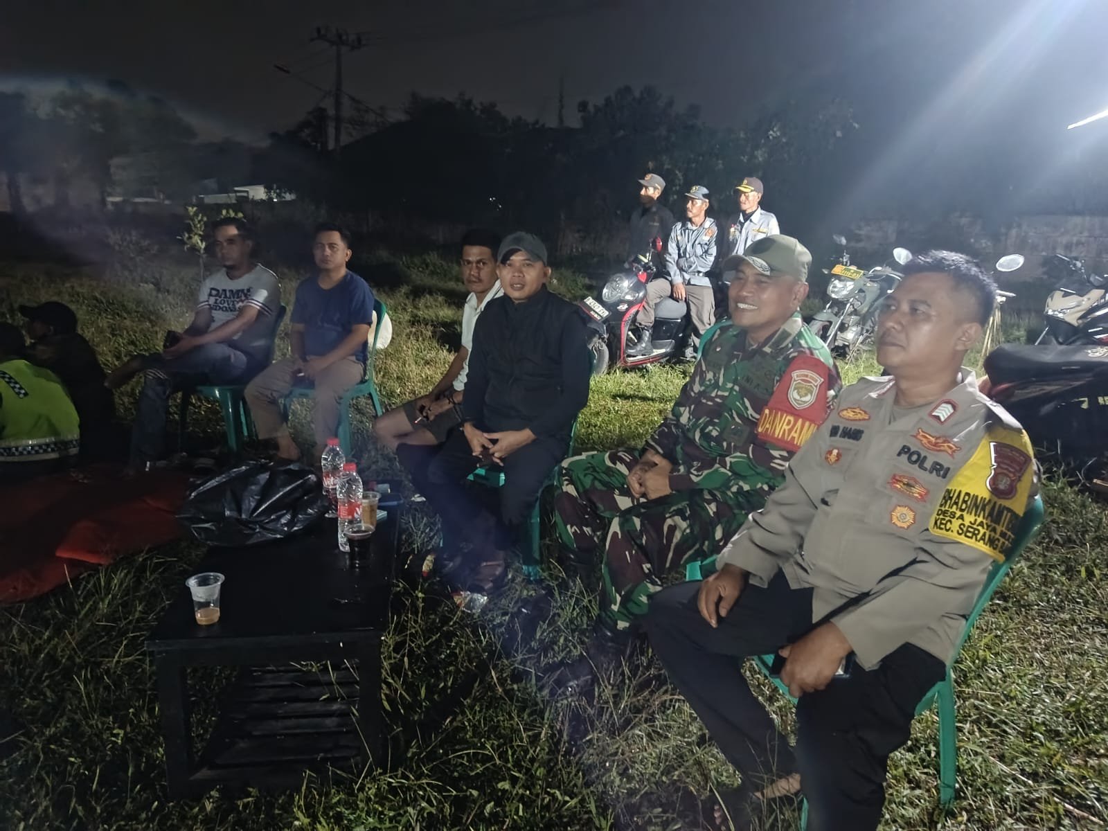 Mayor Armed Agus Sugianto Hadiri Nobar Piala Dunia Di Jayamulya Serang Baru